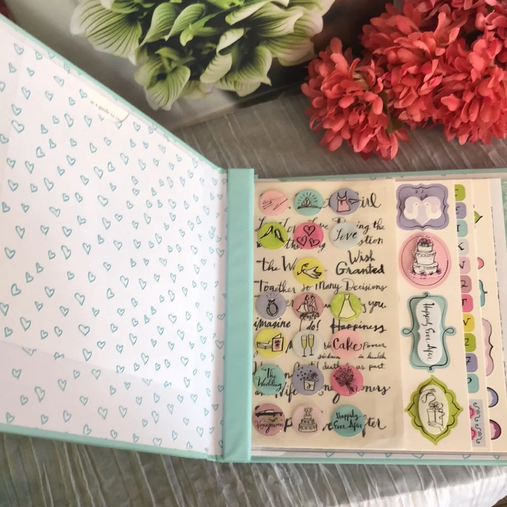 IN STYLE WEDDINGS , HAPPILY EVER AFTER WEDDING SCRAPBOOK , WEDDING FLOWE…
